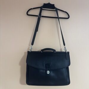 VTG Coach 5266 Beekman Briefcase Messenger Bag USA Black Leather 16"